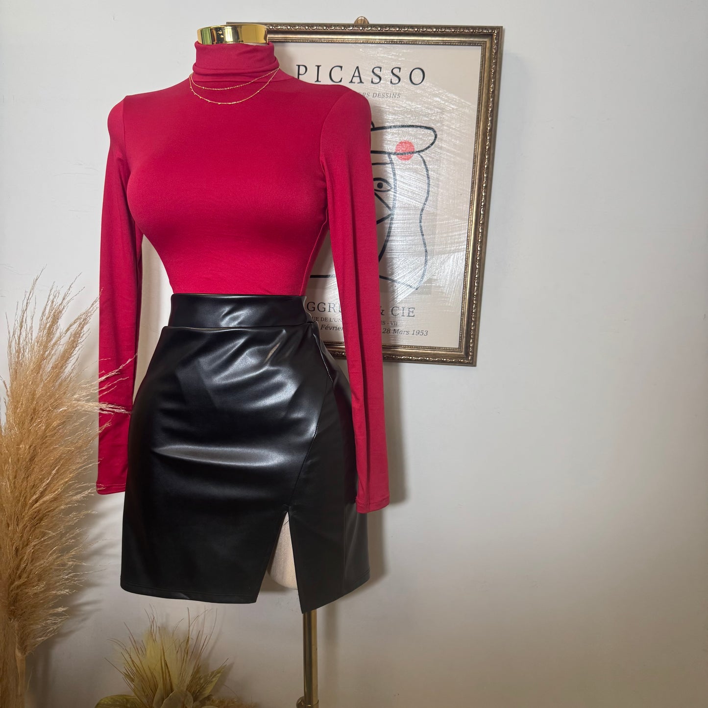 Open Side Slit PU leather Mini Skirt with waist band-Black