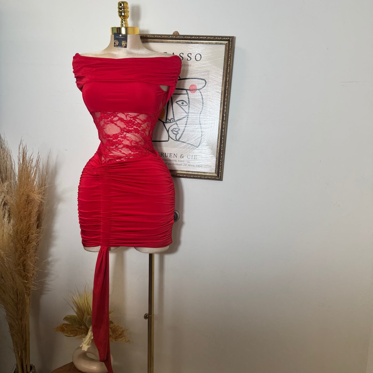 Off Shoulder Lace Dress-Red