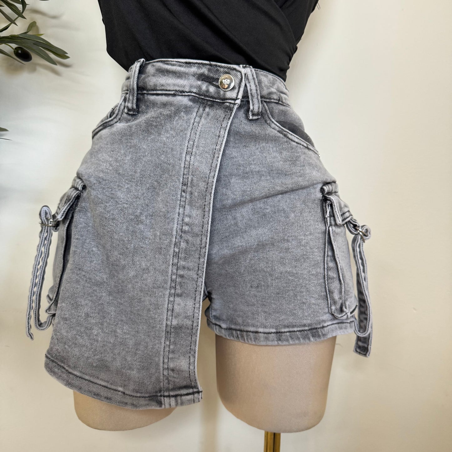 Sandy Cargo Skort-Black