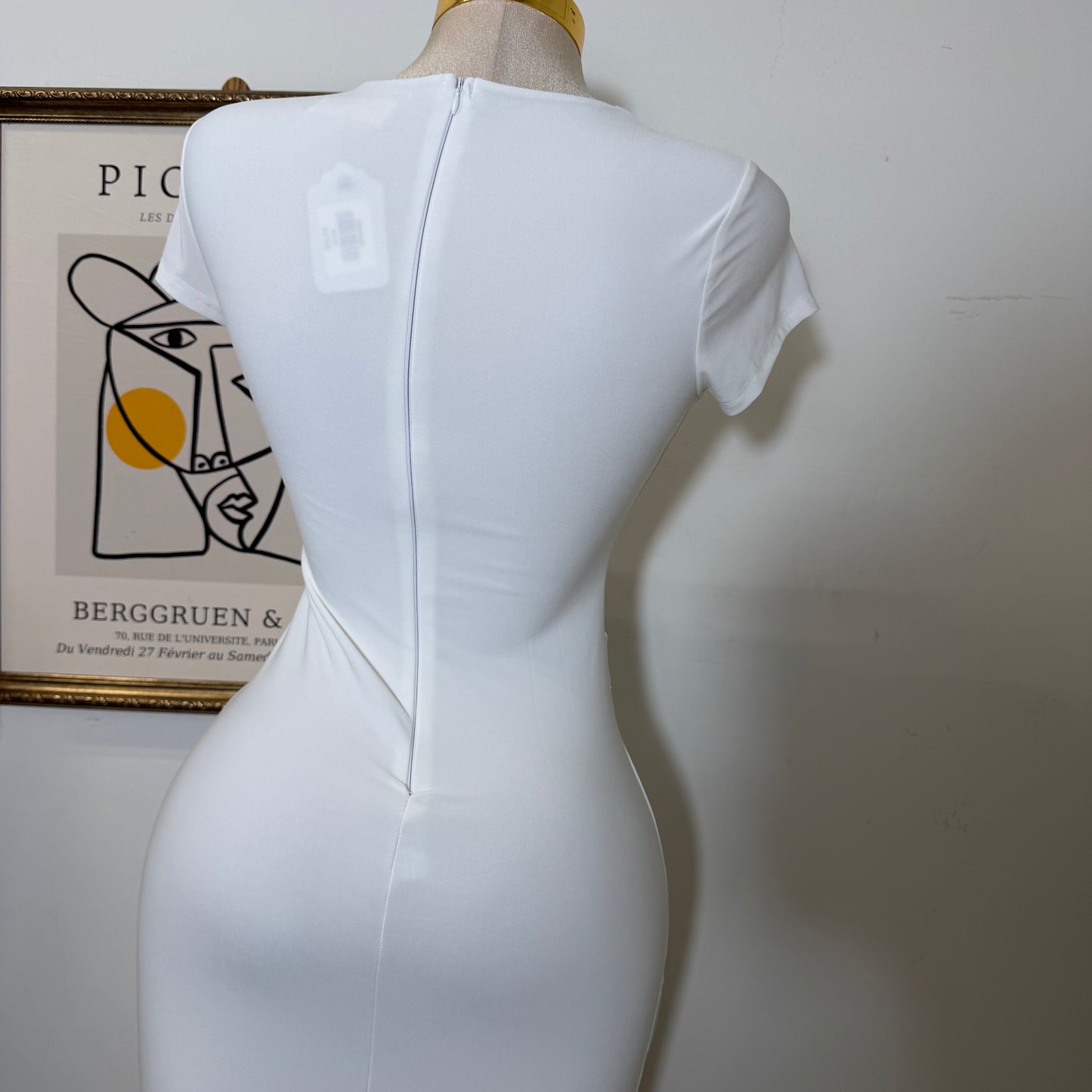Front slit with sash detail midi Dress-White