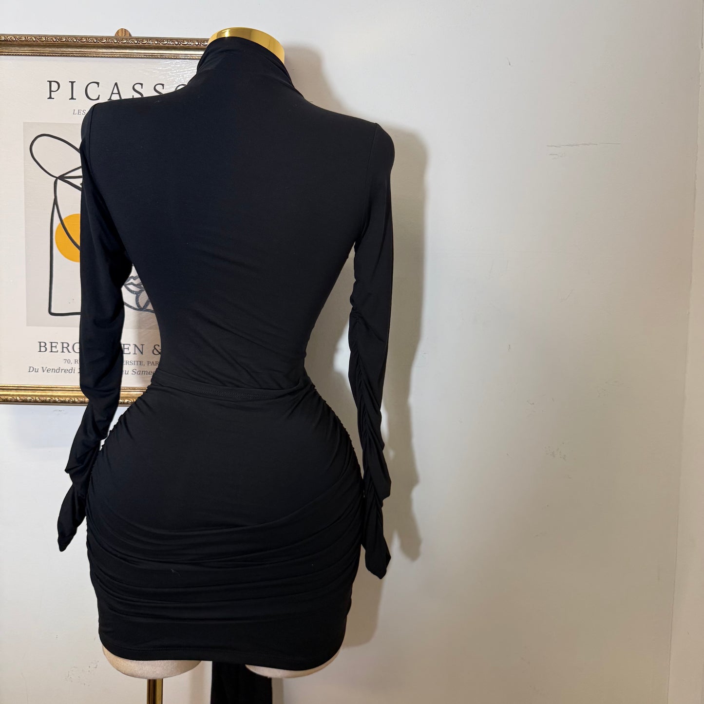 Long Sleeve Front Tie Mini Dress-black