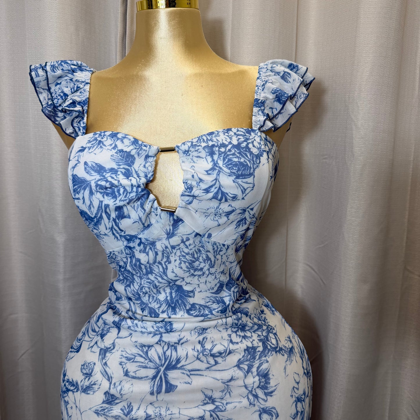 PL-Floral Print Ruffle Sleeve Mesh Maxi Dress-white/ blue