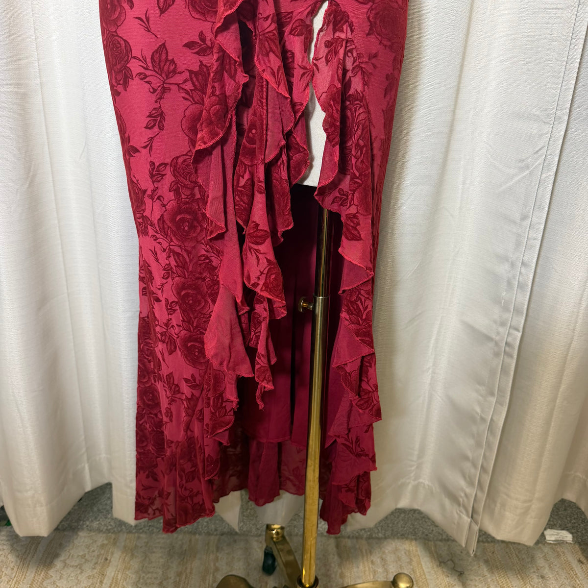 Halter Lace Detail Floral Dress-Red/Burgundy