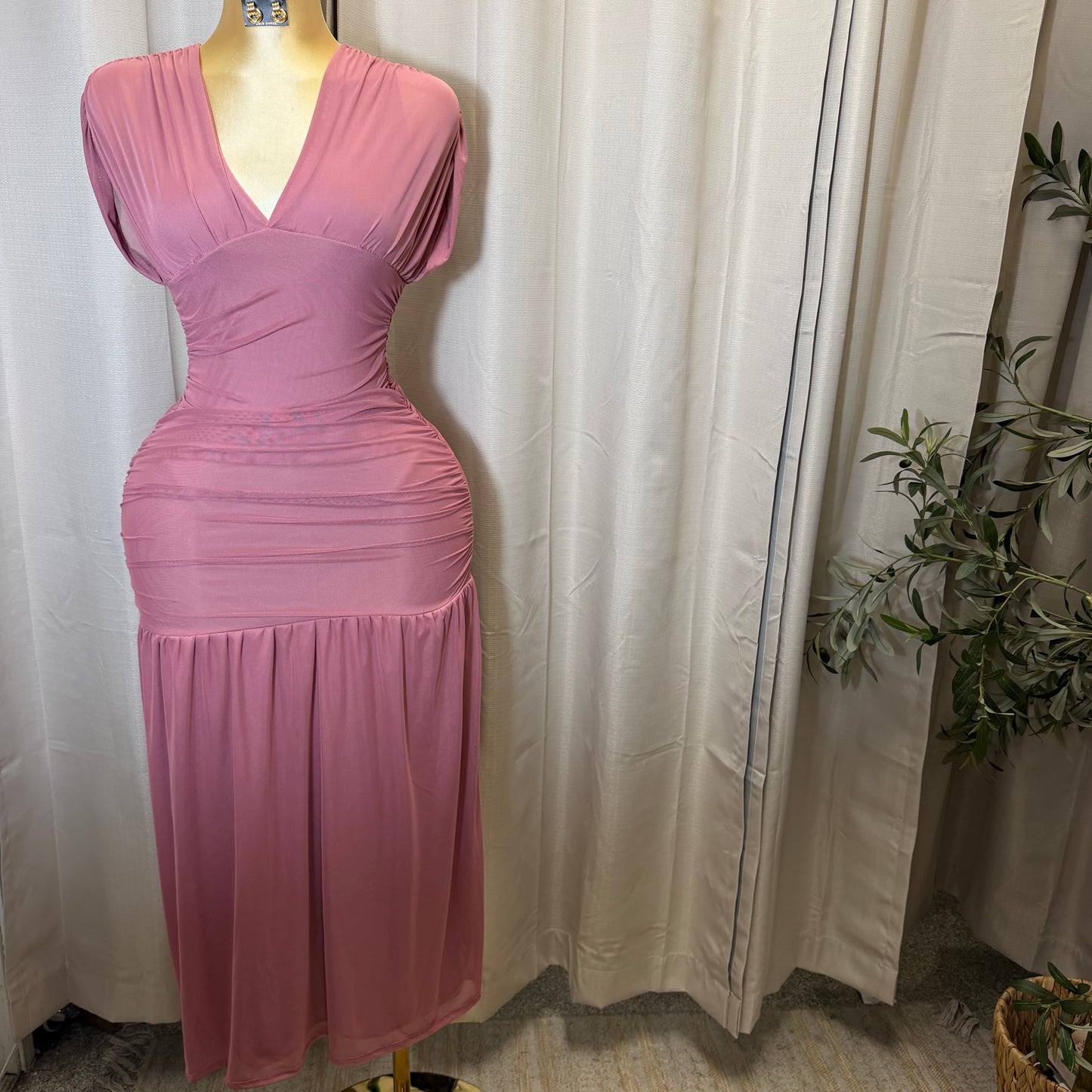 V Neck Mesh Maxi Dress-Pink