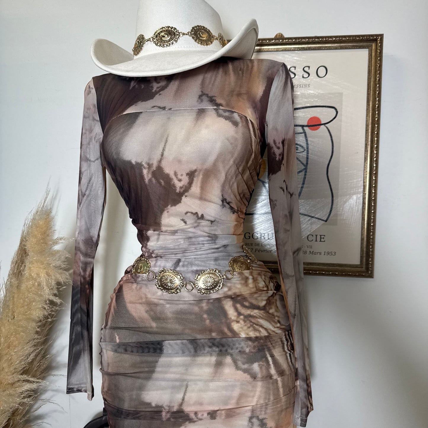 Round Neck Long Sleeve Ruching Midi Dress-Brown Marble