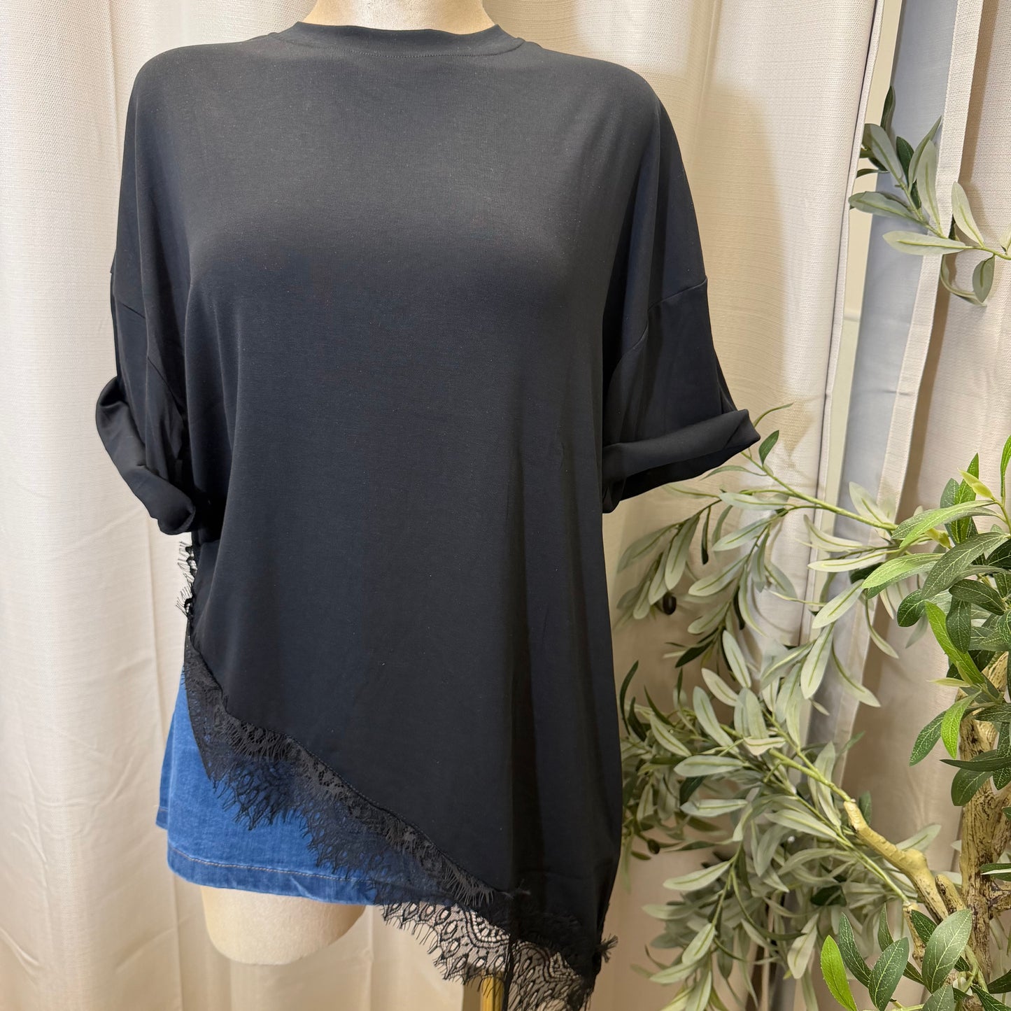 Short sleeve Lace Detail Oversize  Top-Black