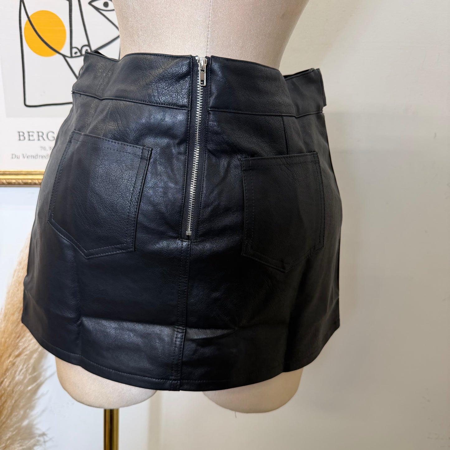 Belted Pu Skort -Black