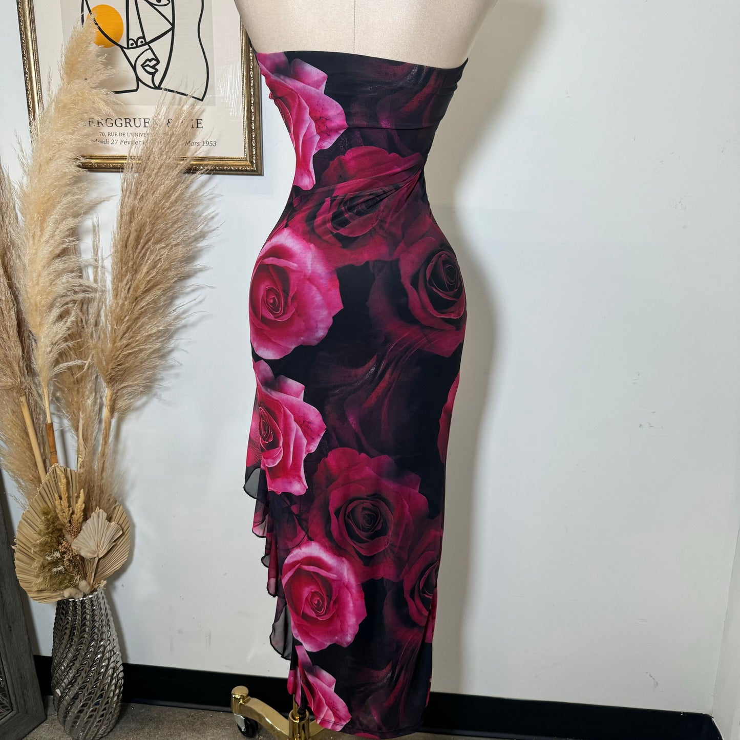 Rose Ruffle Open Slit Dress-Pink