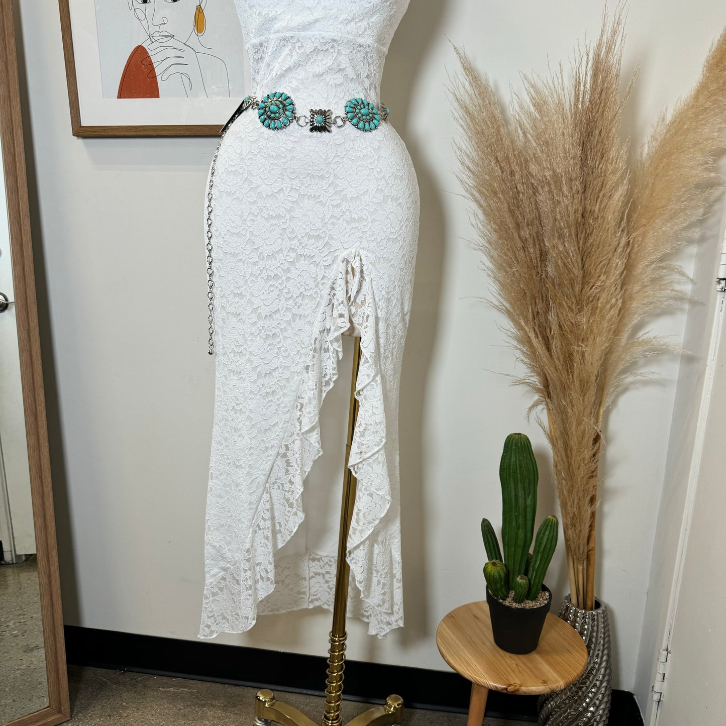 Corazón Mágico Lace Dress-White