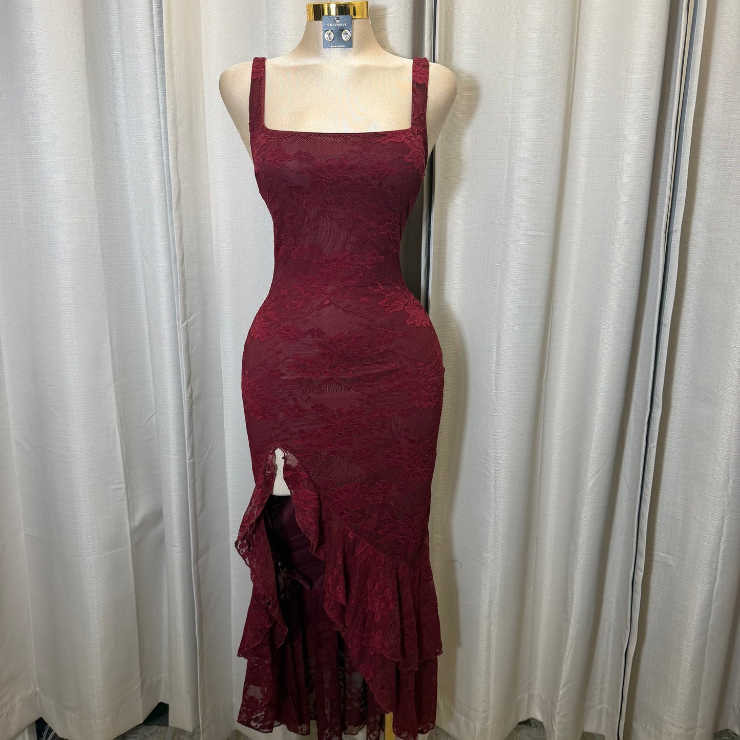 Floral lace Ruffle slit maxi Dress-Burgundy