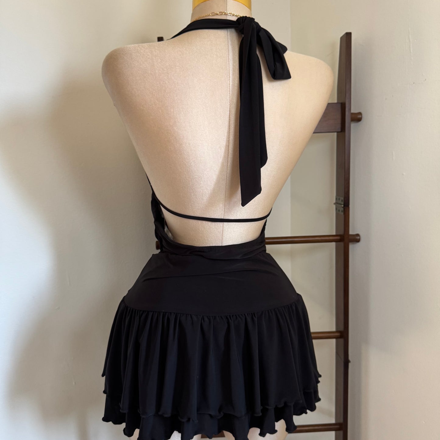 Cowl Halter Skirt Set -black