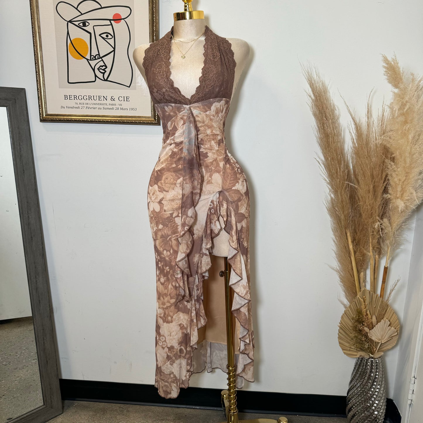Xio open Slit Dress-Brown