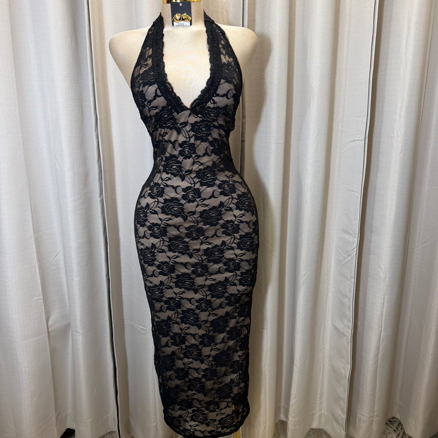Halter back Tie Open back lace midi Dress-Black