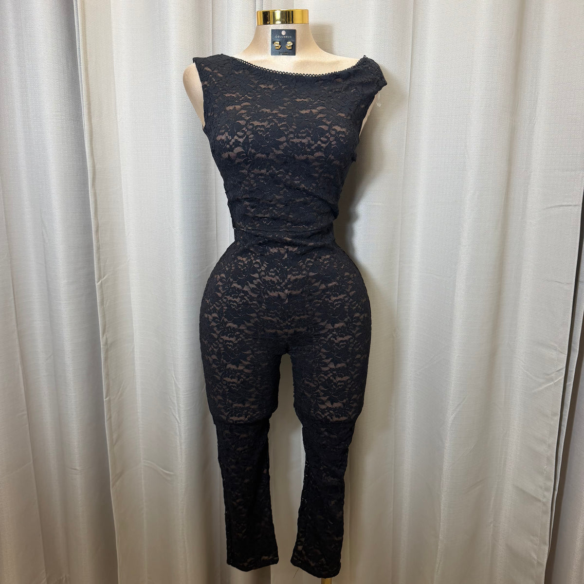 Asymmetrical Floral Lace Capri Jumpsuit-Black