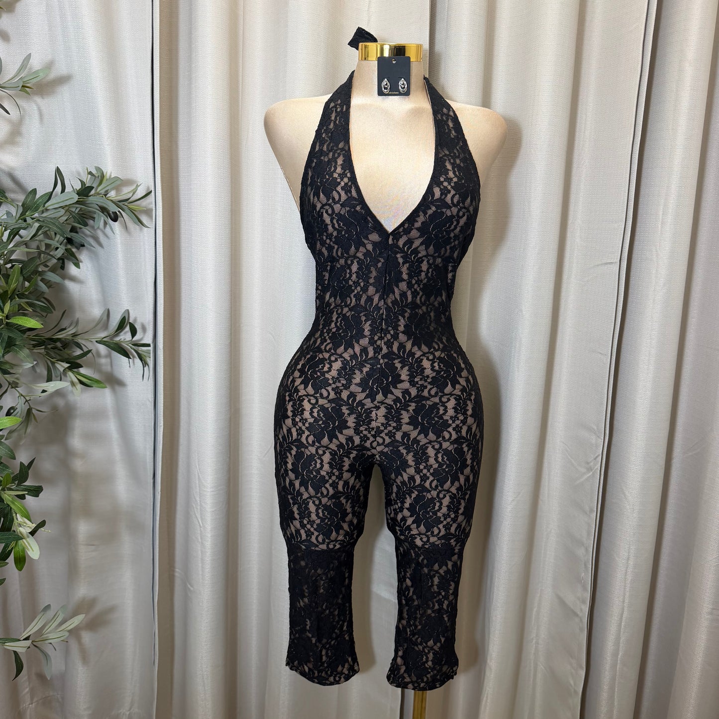 Floral Lace Halter Capri Jumpsuit-Black