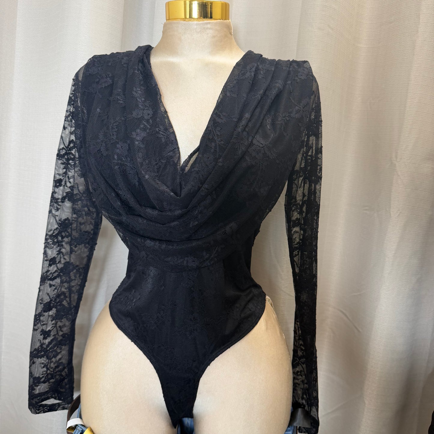 LONG SLEEVE MOCK NECK BODYSUIT- Black
