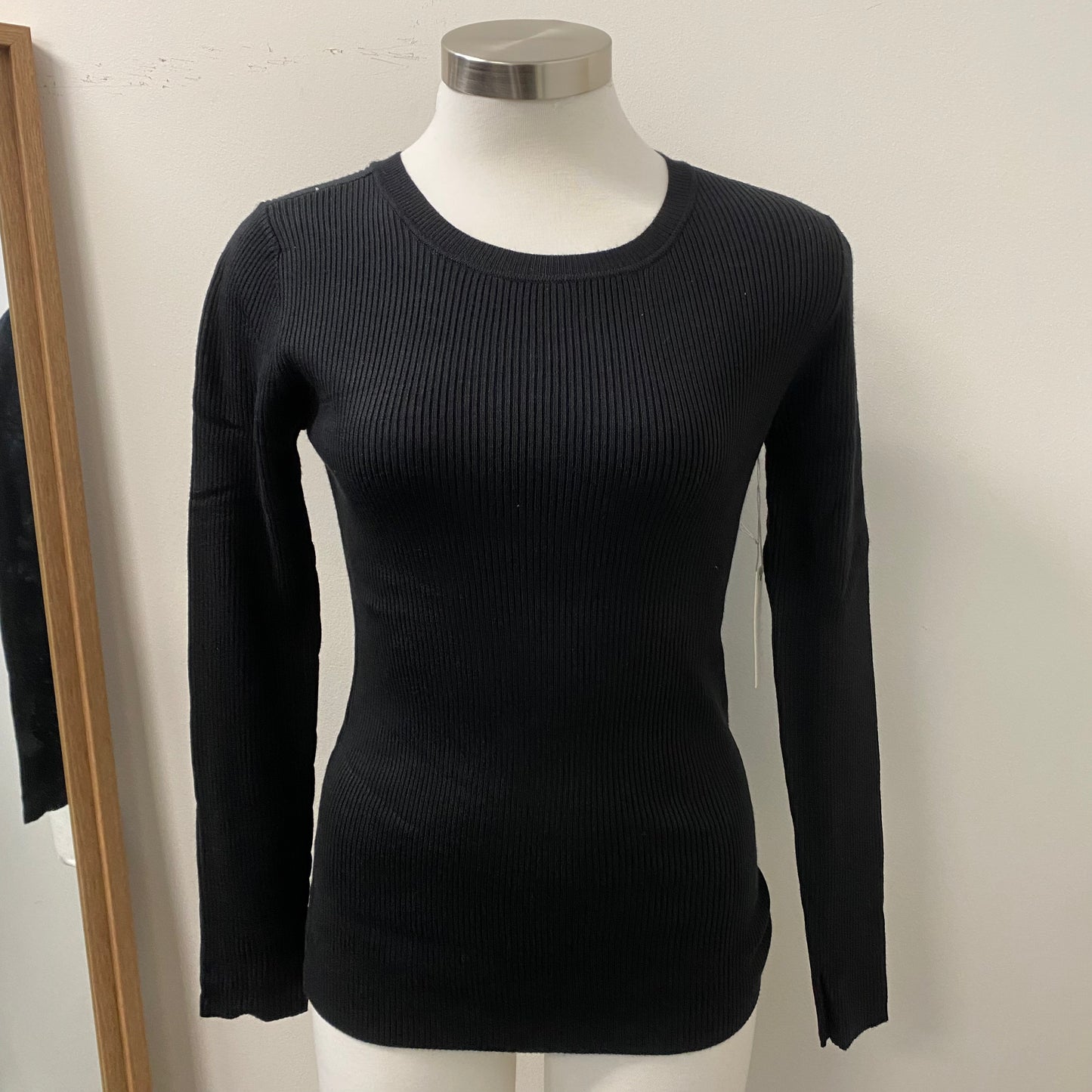 Round Neck Top-Black