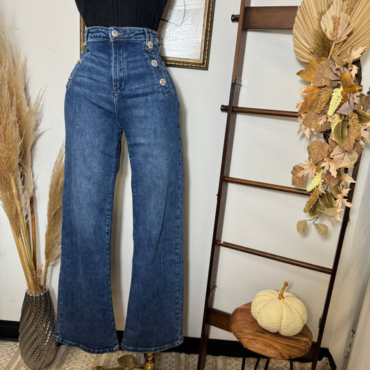 High Waisted Jeans Button On the Side -LT Blue