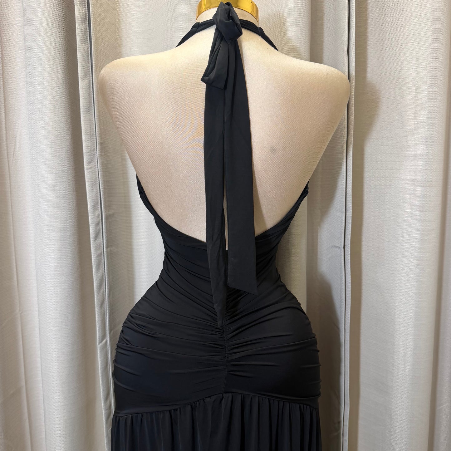 Halter Plunging Neckline Ruched Maxi Dress-black