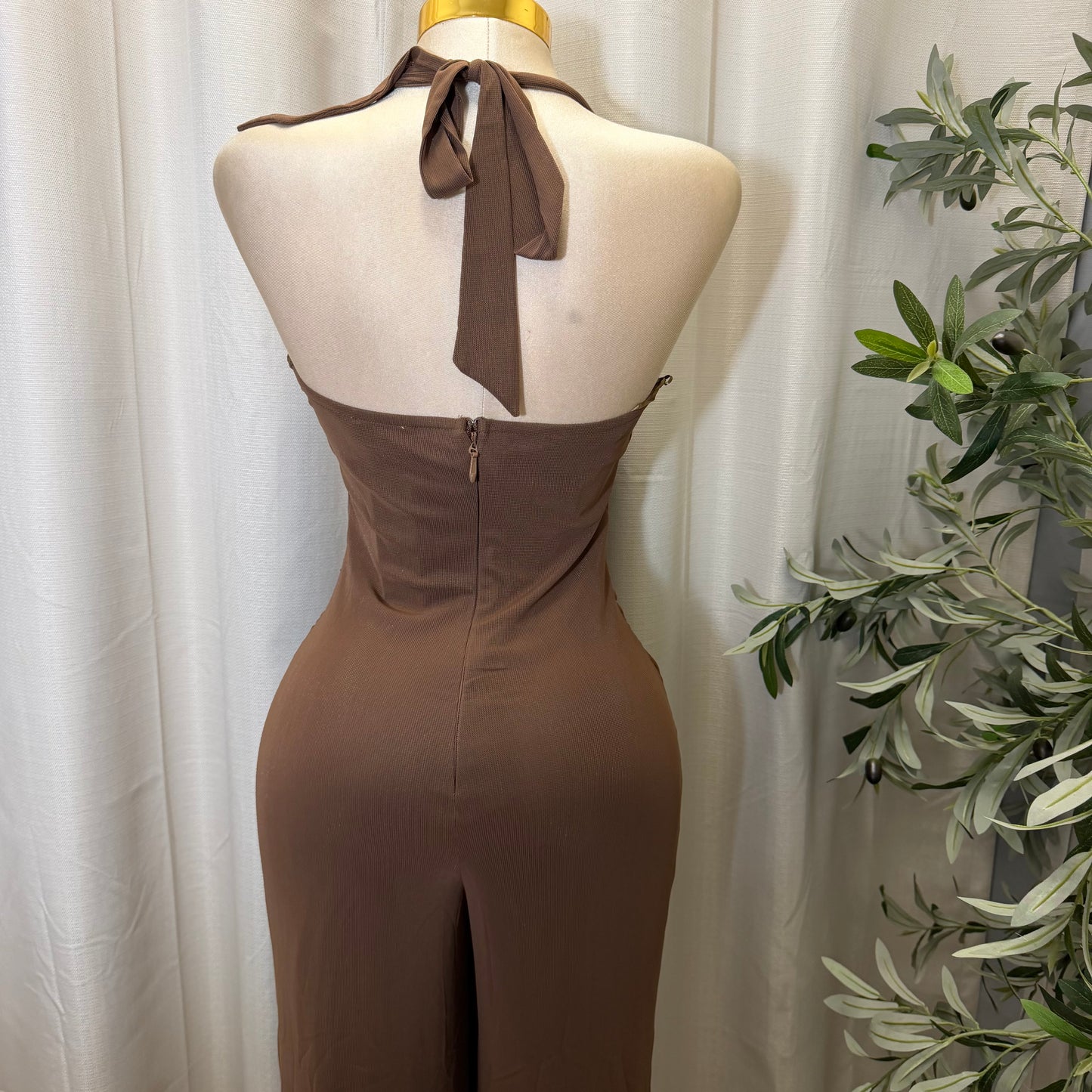 HALTER NECK WIRE WITH SASH JUMPSUIT-Brown