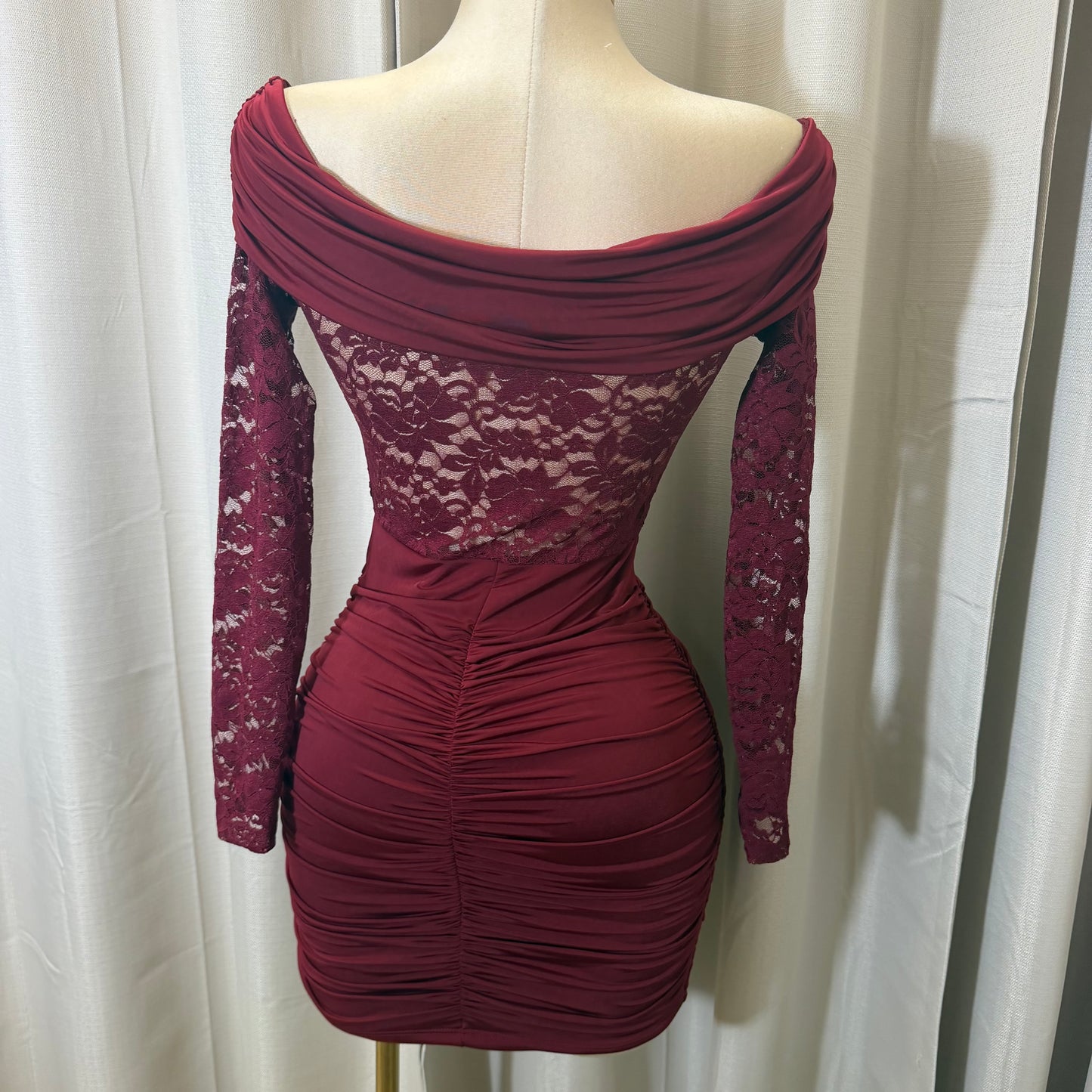 Off shoulder Long sleeve Dress-Burgundy