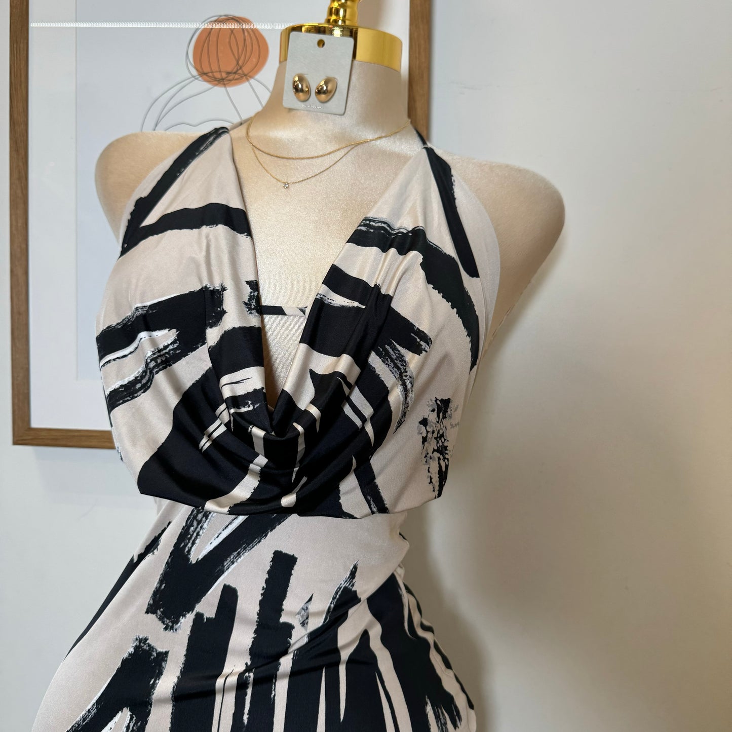 Venechia Cowl Open Slit Dress-Black/White1