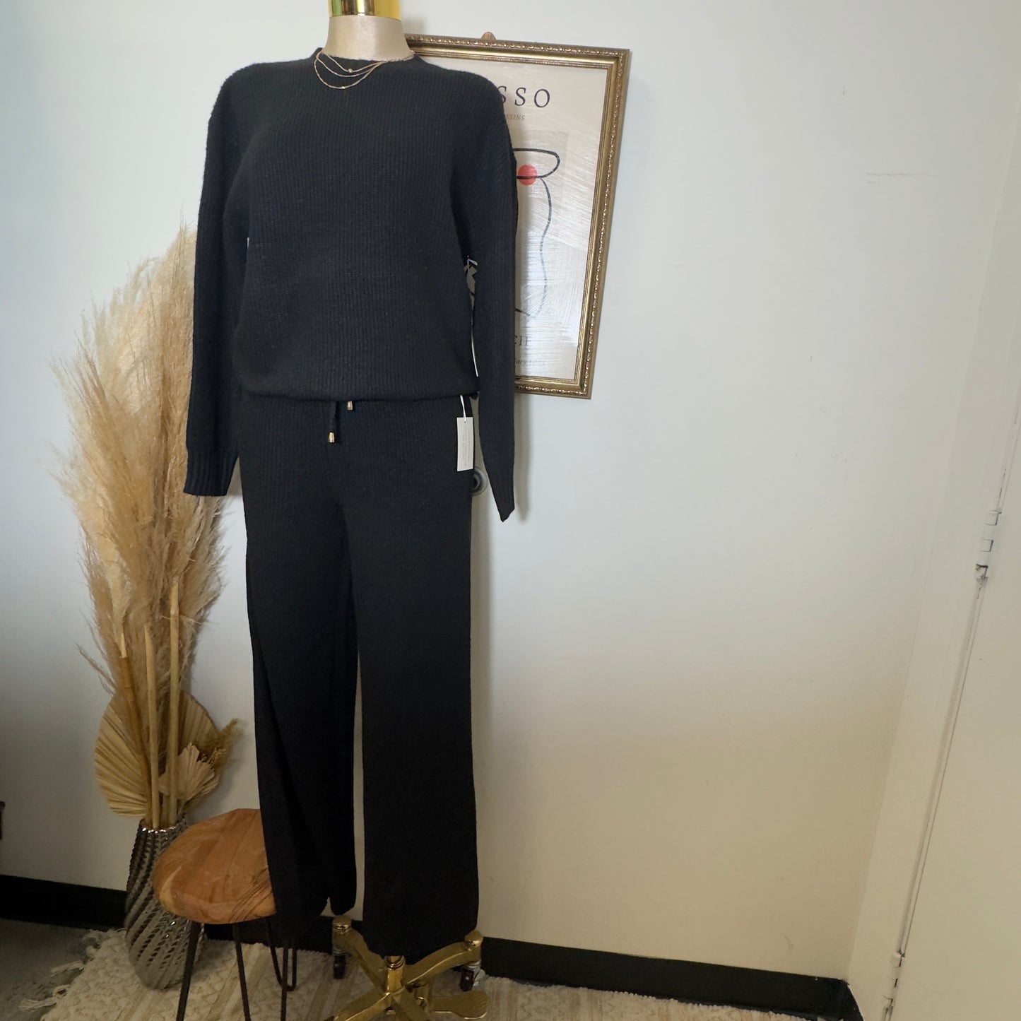 Crew Neck Pullover sweater and Pants Set-Black