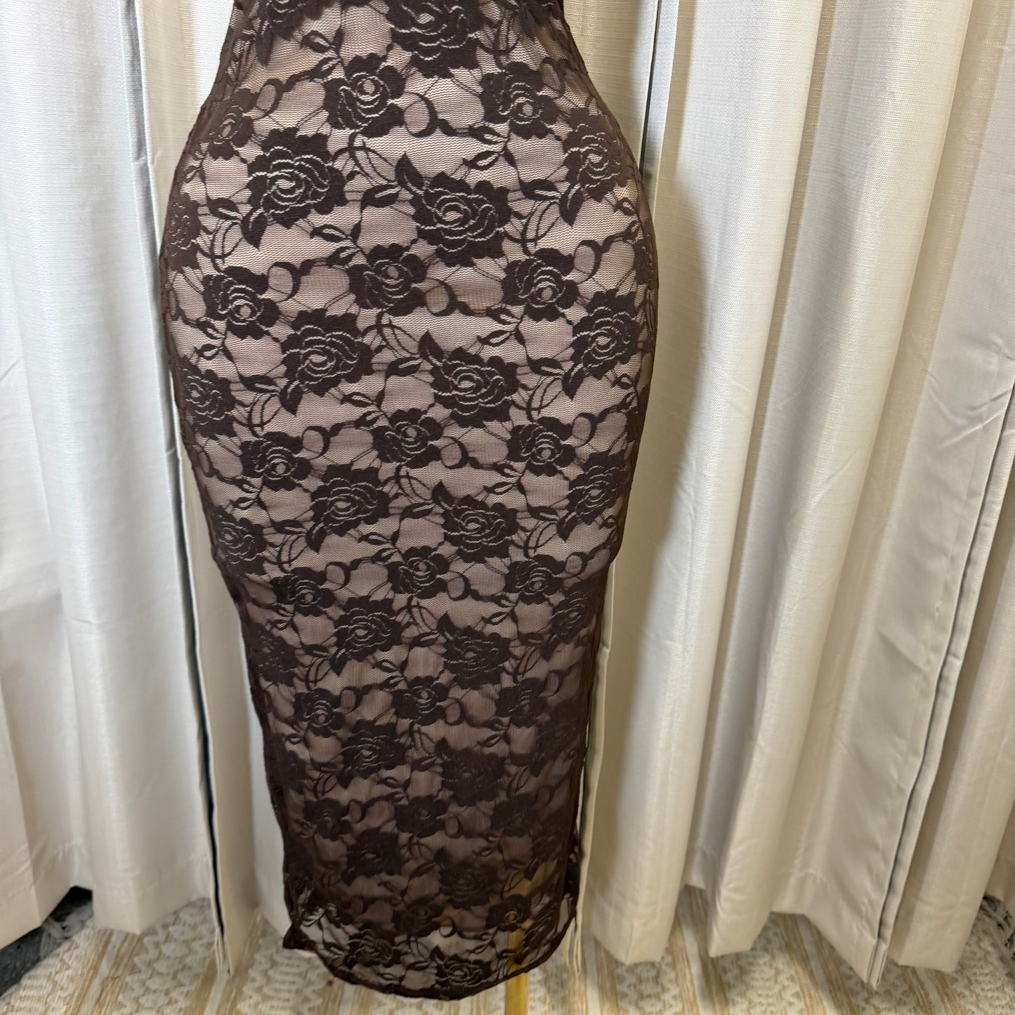 Halter back Tie Open back lace midi Dress-Brown