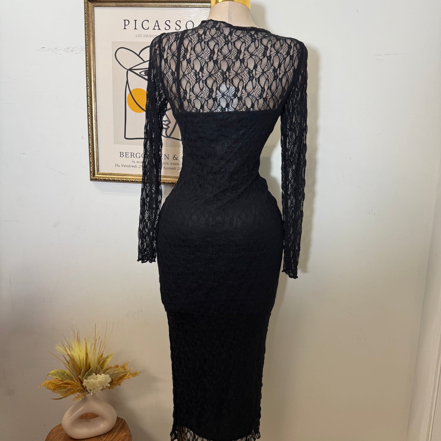 Rosie Lace Midi Dress-Black