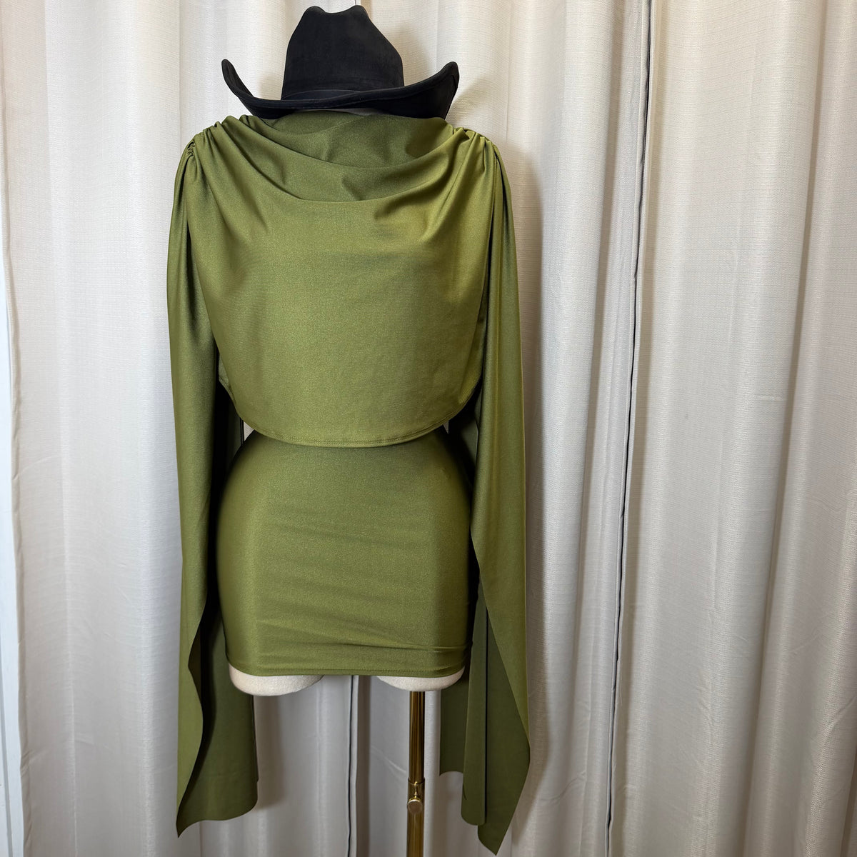 Long sleeve Dress with Drape in the front-Olive