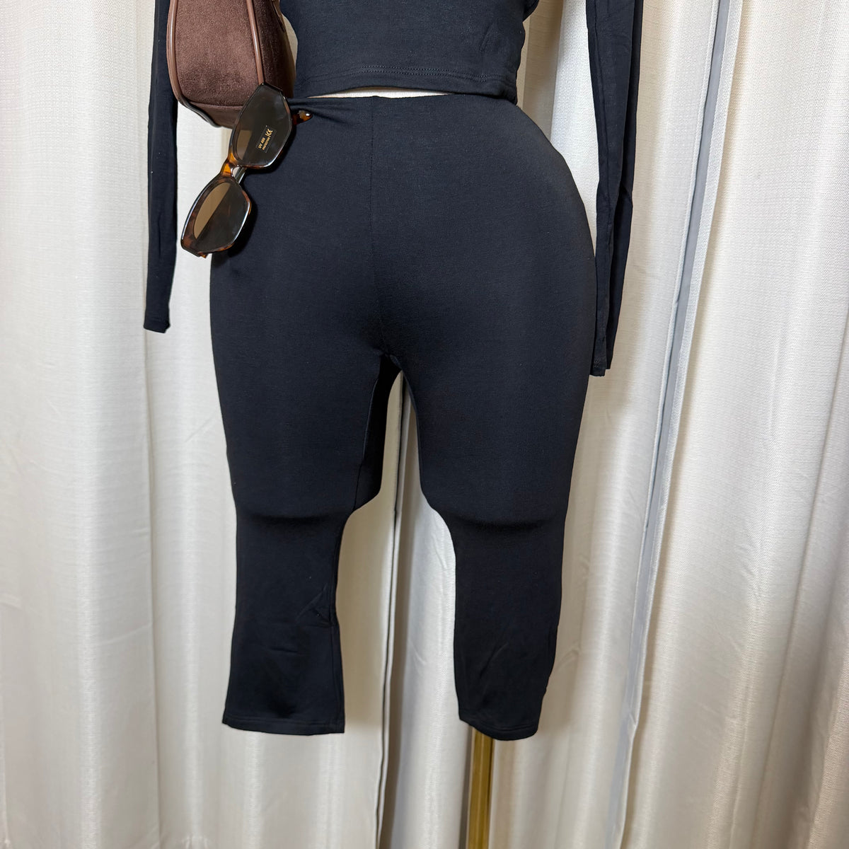 Deep Vneck Long Sleeve Crop Top with Seamed Bust Detail-Black