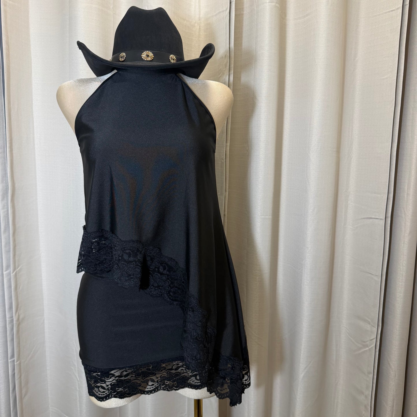 Asymmetrical Lace Skirt Set-Black