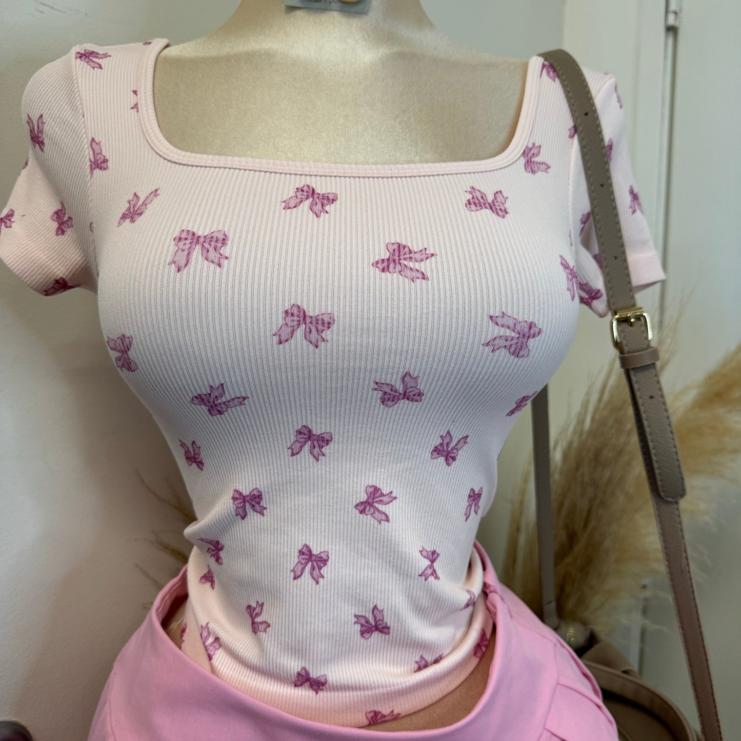 Bow Square Basic Top-Pink