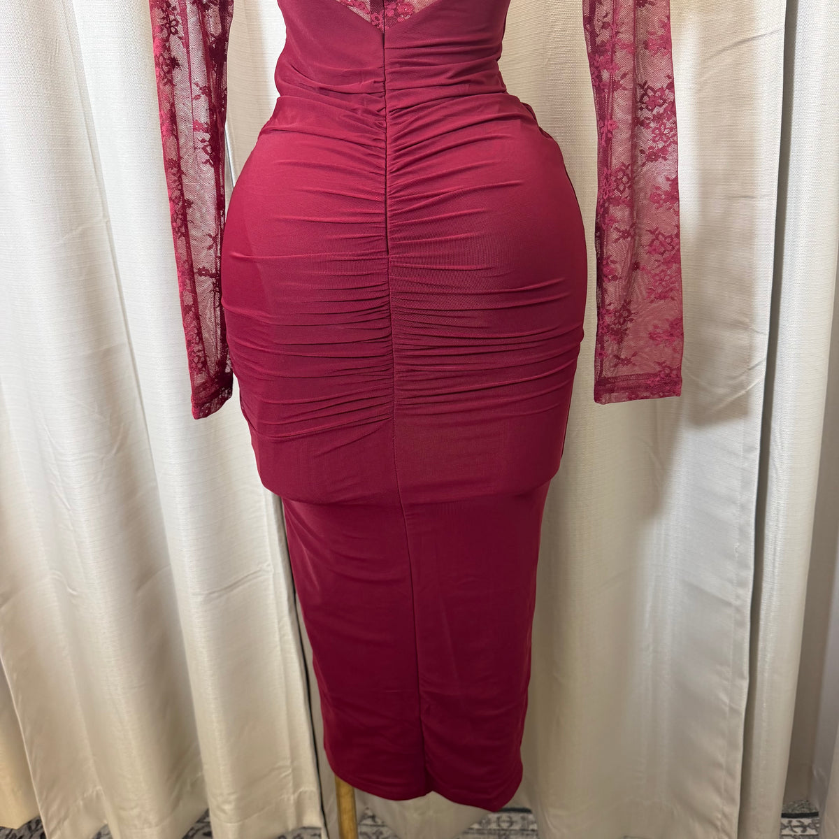 Korean Lace Long Sleeve Midi Dress-Burgundy