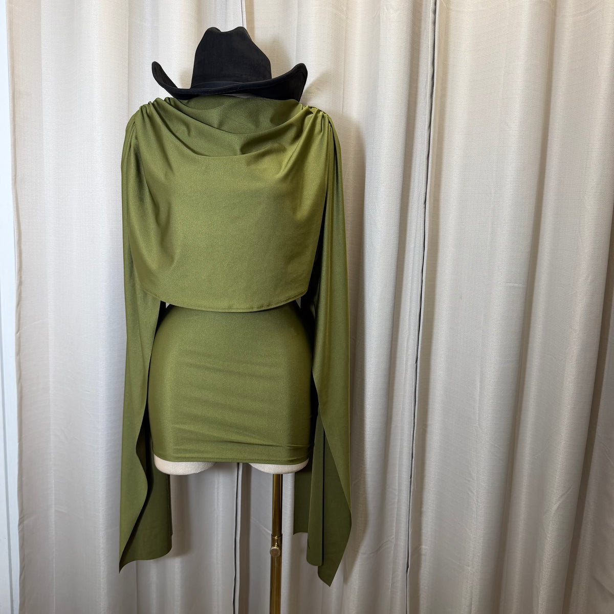 Long sleeve Dress with Drape in the front-Olive