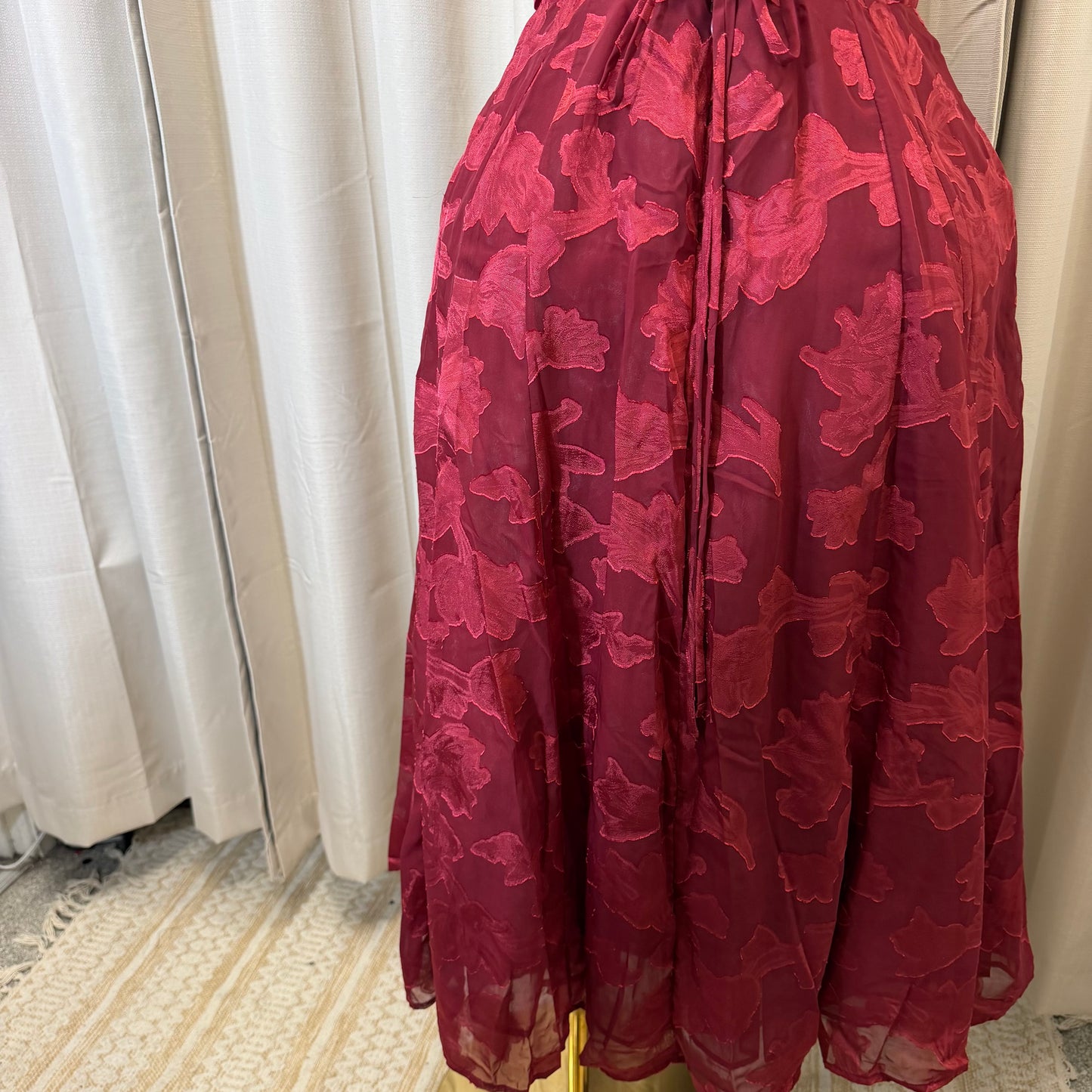 PL- Mia Floral Jacquard Fit And Midi Dress with pockets -Burgundy