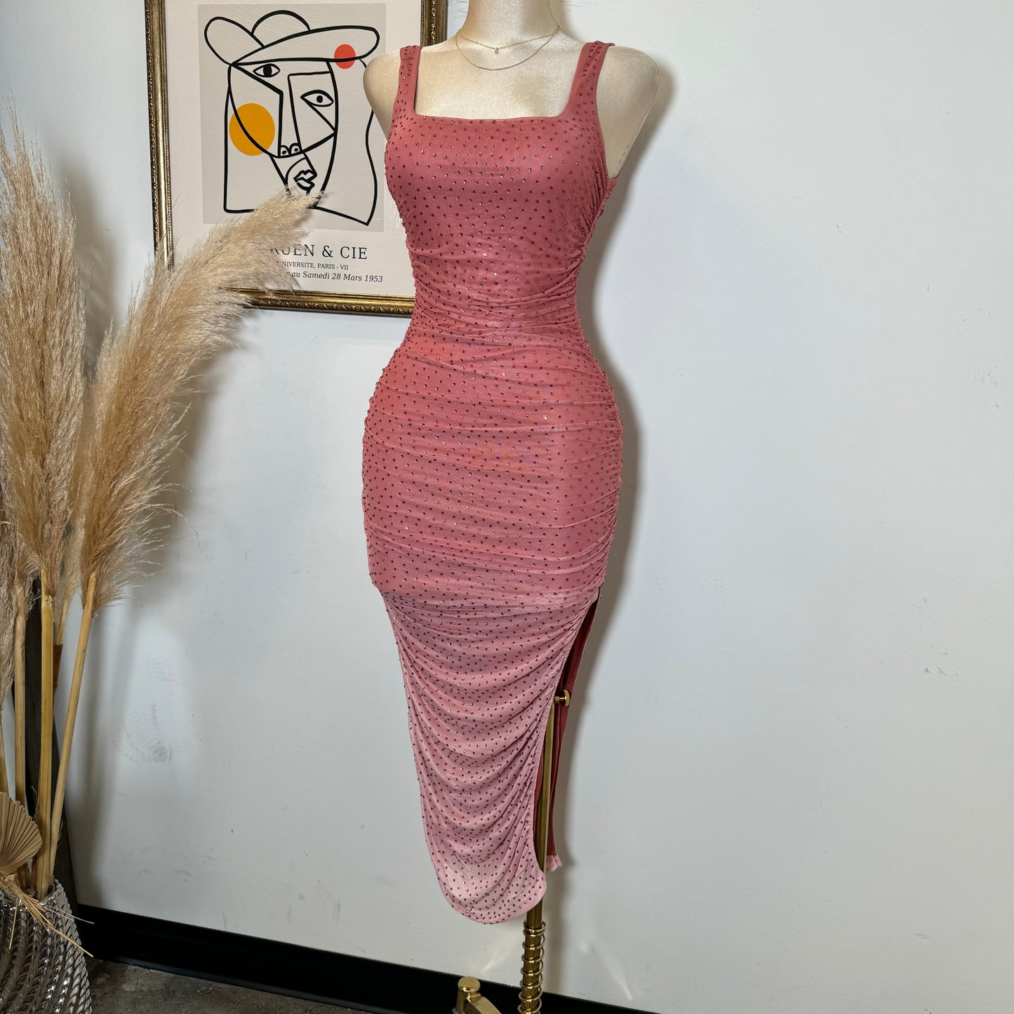 Xia Rhinestone Dress-Hombre Color Pink