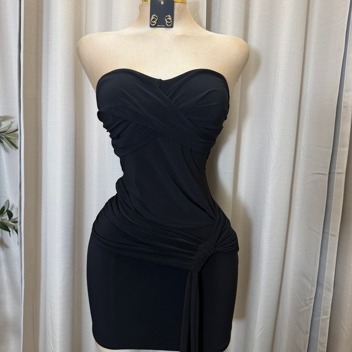 STRAPLESS WAIST WRAP MINI DRESS-Black