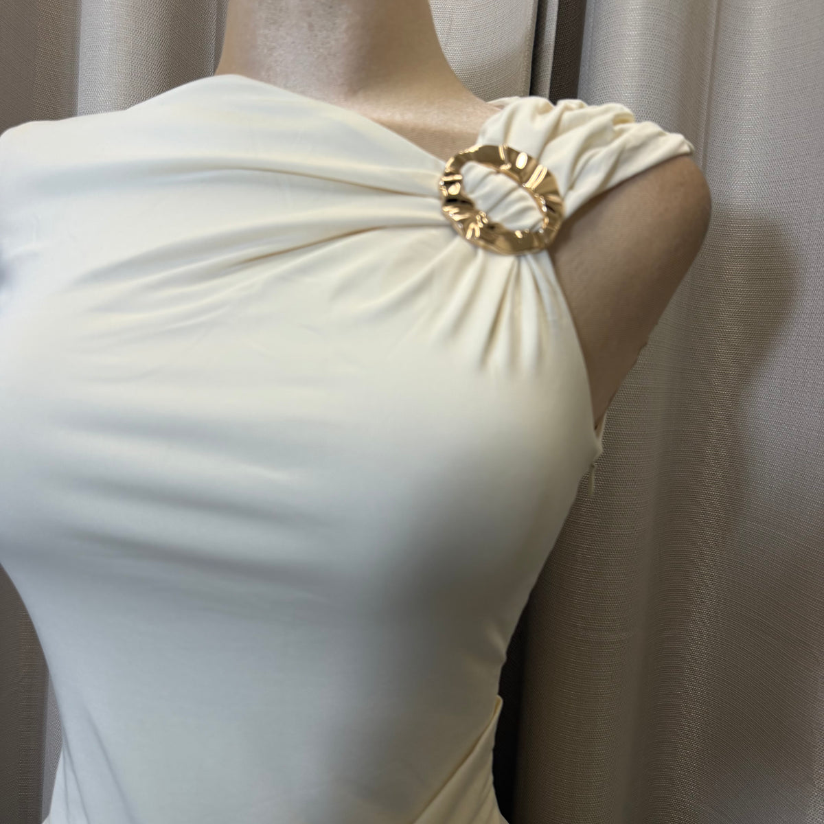Ring Detail Ruched Midi Dress-Cream/White
