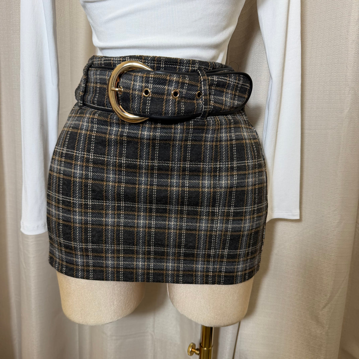 Stretched plaid mini skirt with belt-Black/Brown