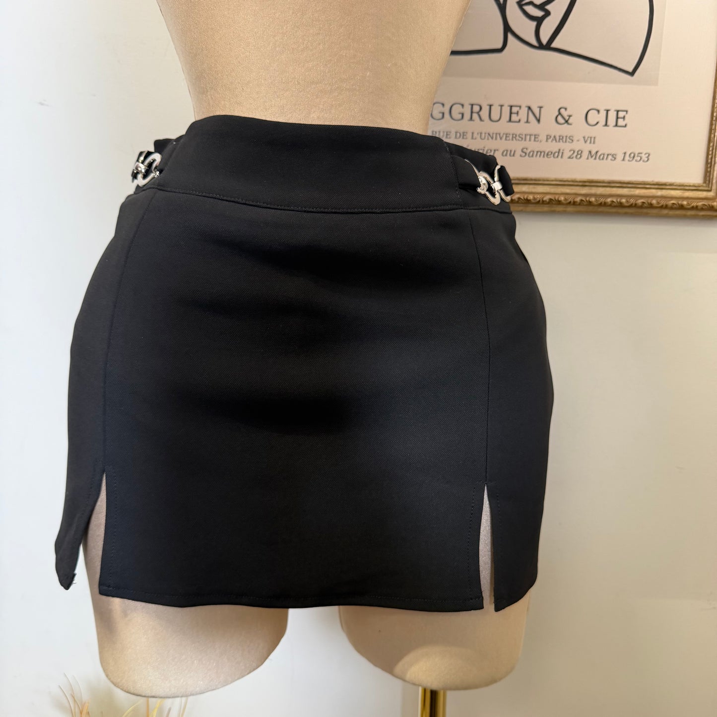 Stretched Mini Skirt With Buckle Details-Black