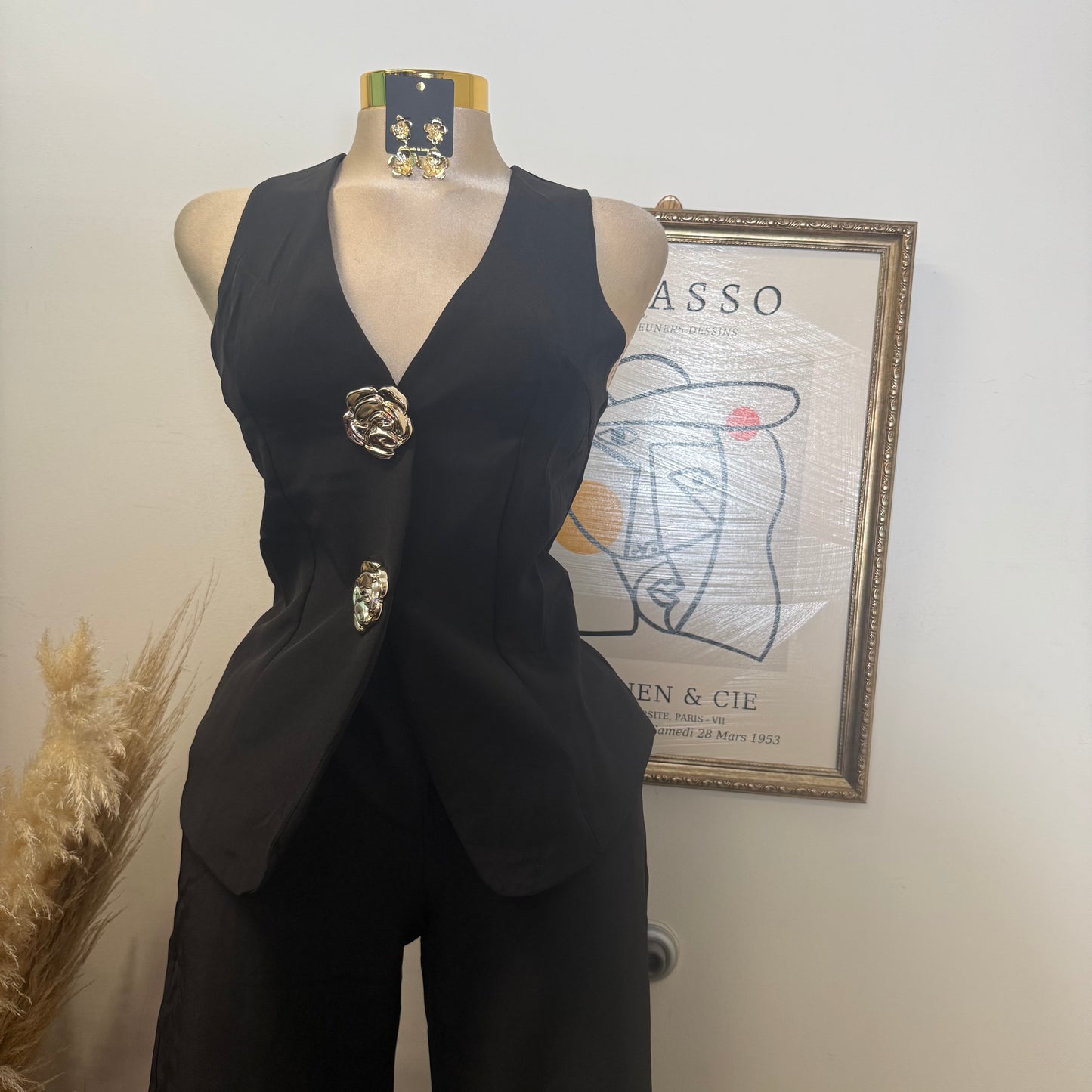 V Neck Top And Casual Pant Set-Black