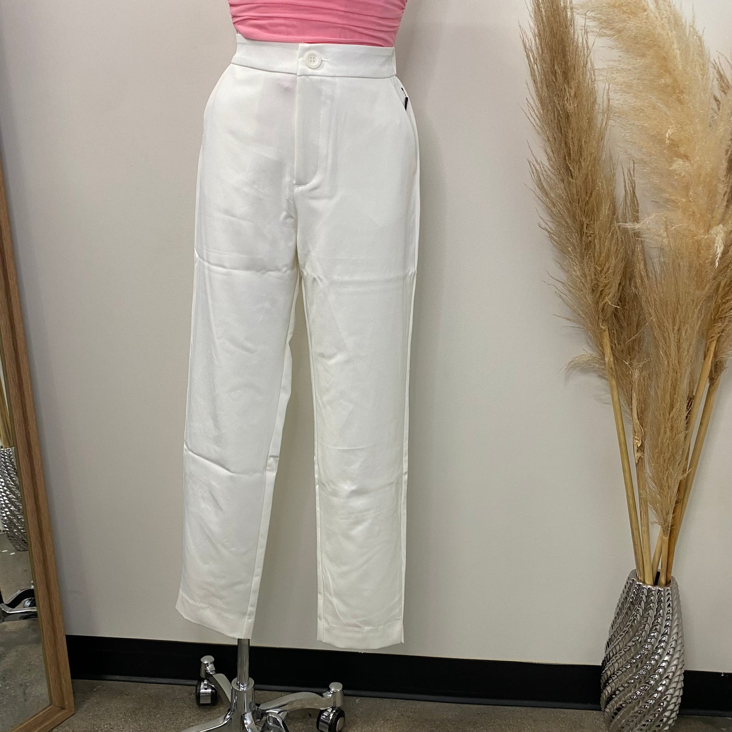 Ellen Taillored Pants -White