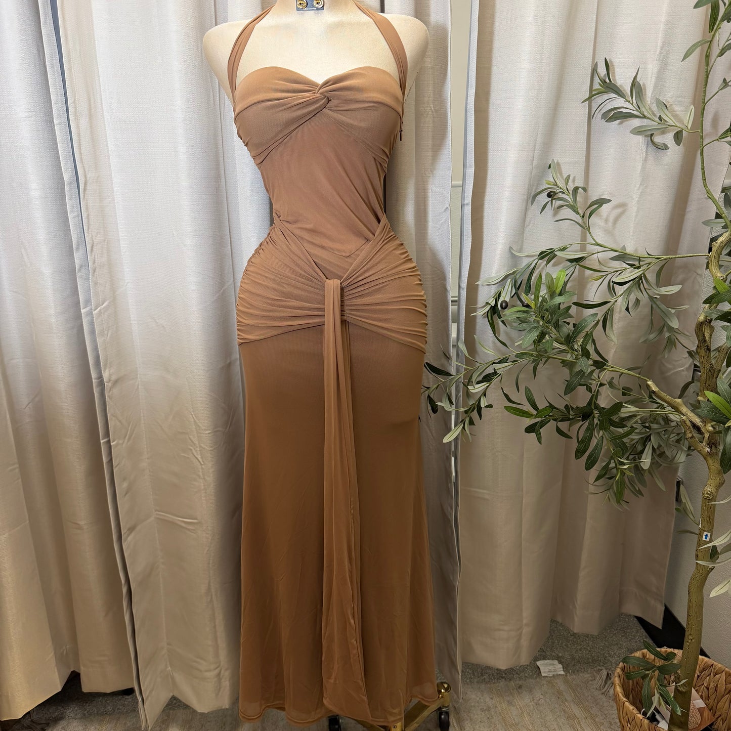 HALTER TWIST FRONT DRAPED MAXI DRESS-Brown