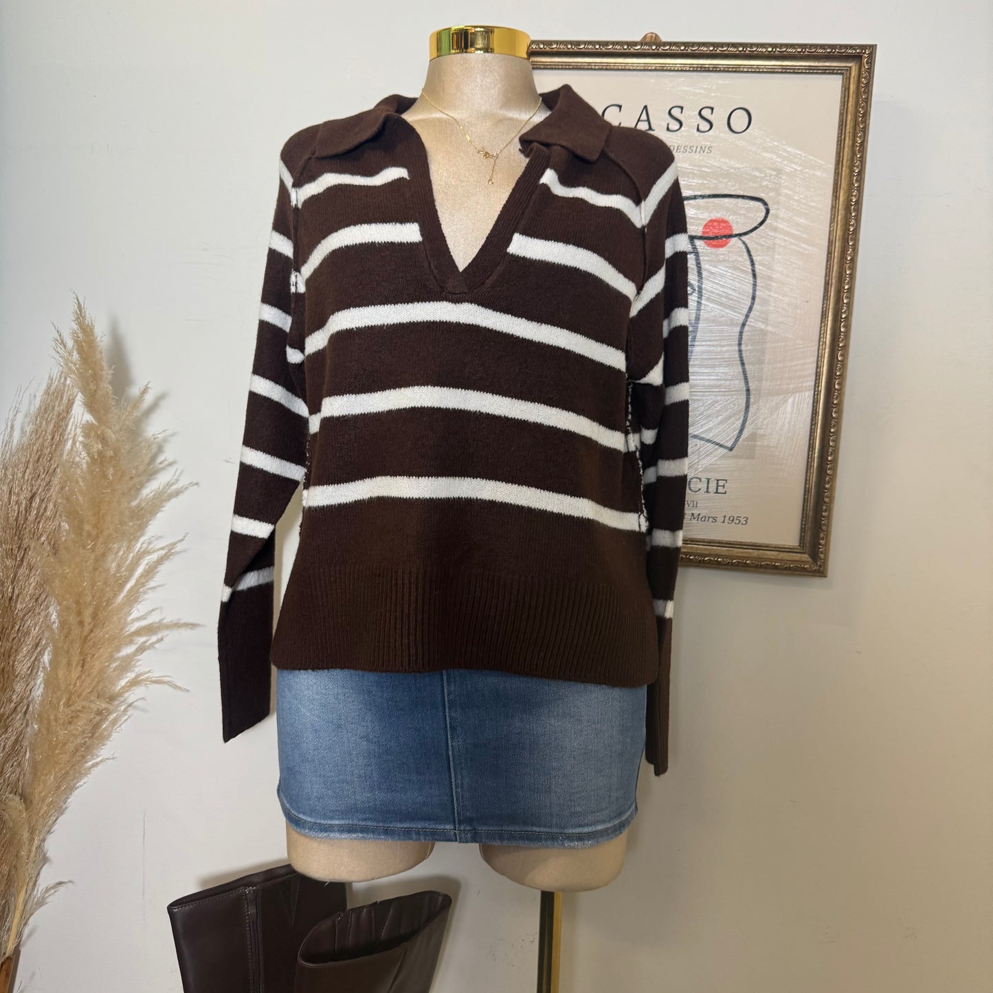 V Neck Stripe Polo Sweater-Brown