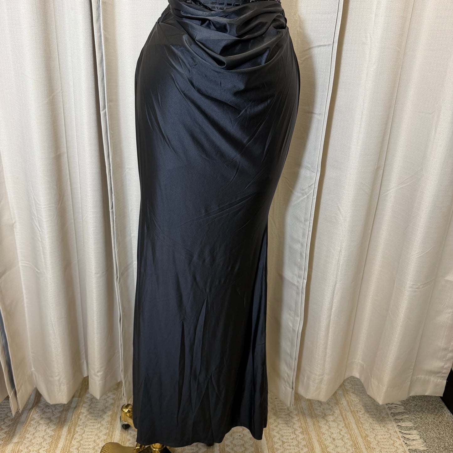 Rectangle Rhinestone satin mermaid maxi Dress-Black