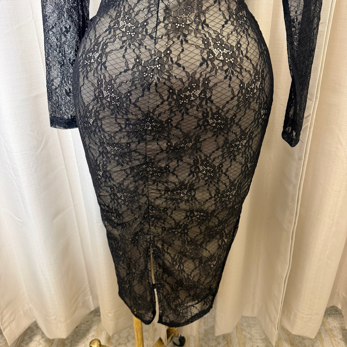 Lace  Long sleeve Sleeve Corset  Midi Dress-Black