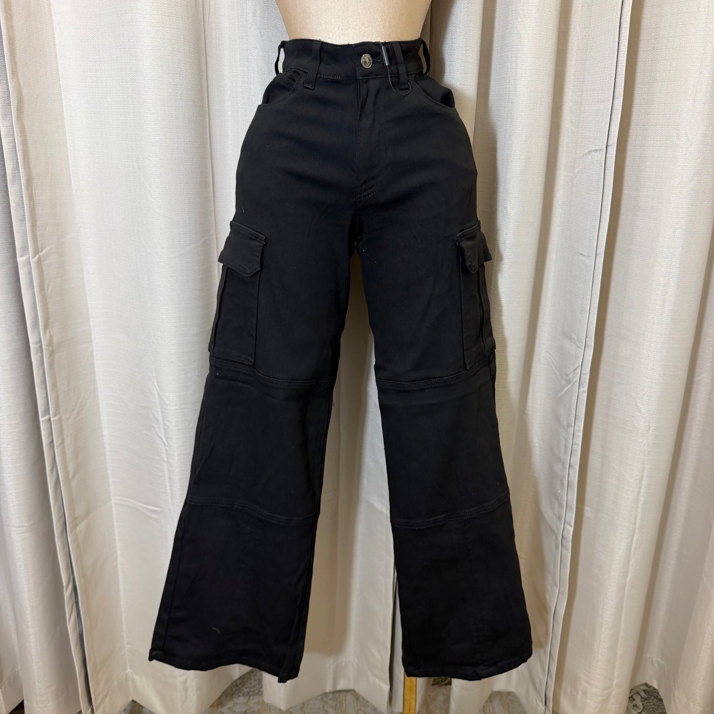 Cargo High waisted pants- Black