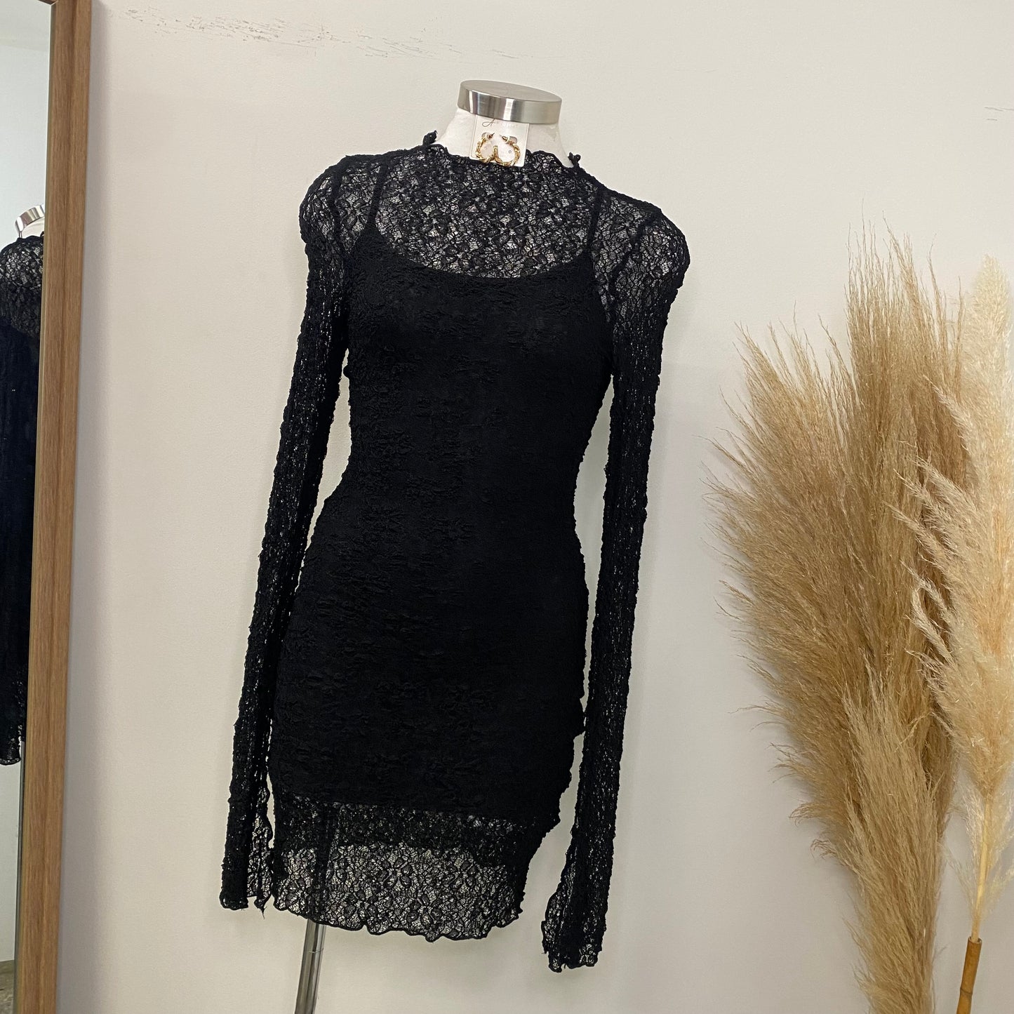 2 Karolina Lace Dress -Black