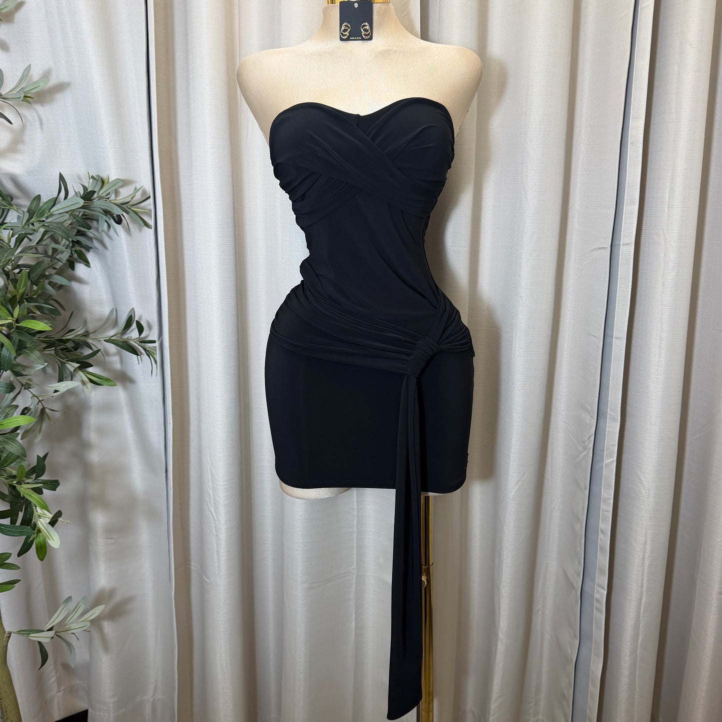 STRAPLESS WAIST WRAP MINI DRESS-Black